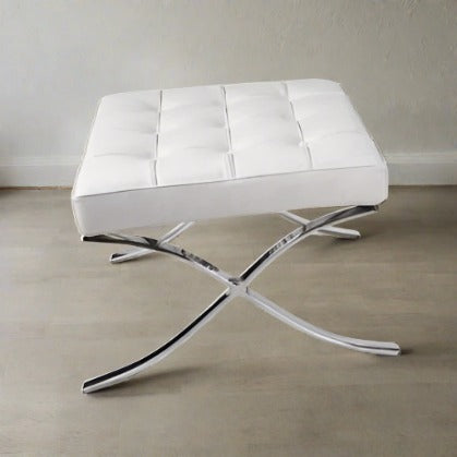 Barcelona Ottoman, Real Leather, WhiteDescription



The Barcelona Ottoman is a timeless piece that combines classic design with style and comfort. This white leather ottoman comes with thick removable p
