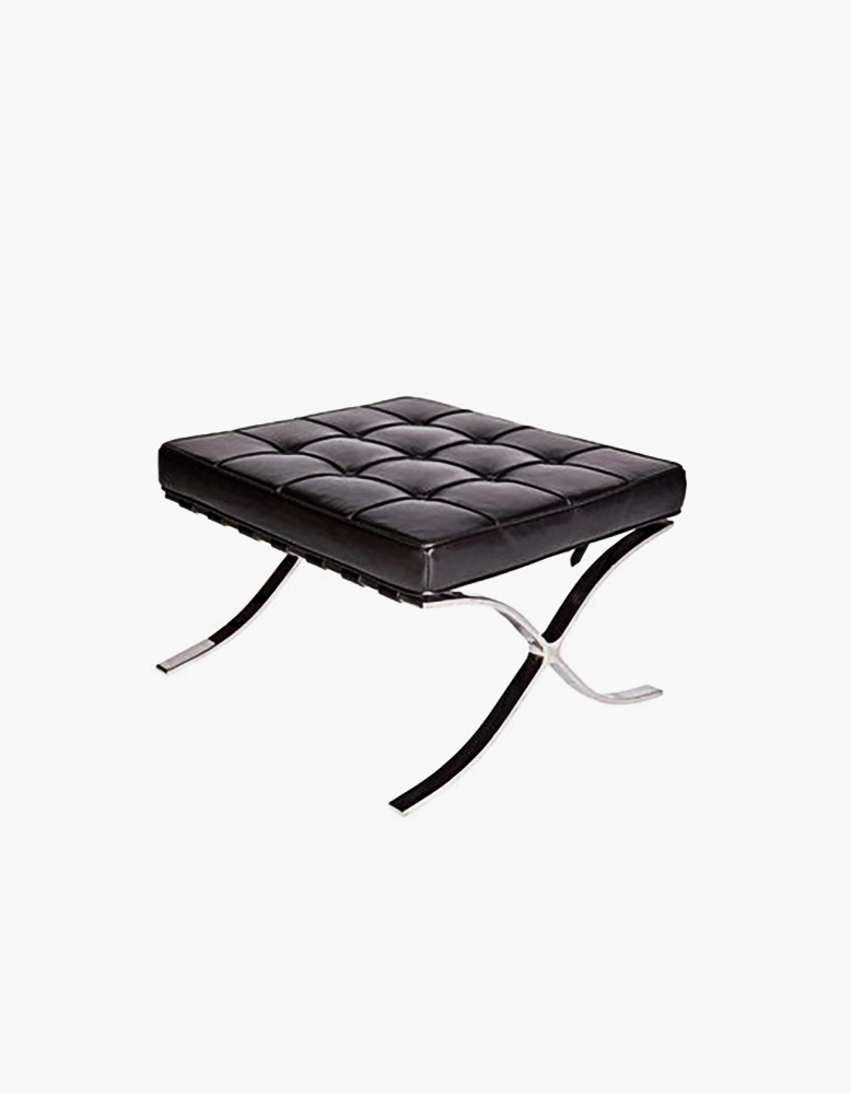 Barcelona Ottoman, Real LeatherDescription



The Barcelona Ottoman is a timeless piece that combines classic design with style and comfort. This brown leather ottoman comes with thick removable p