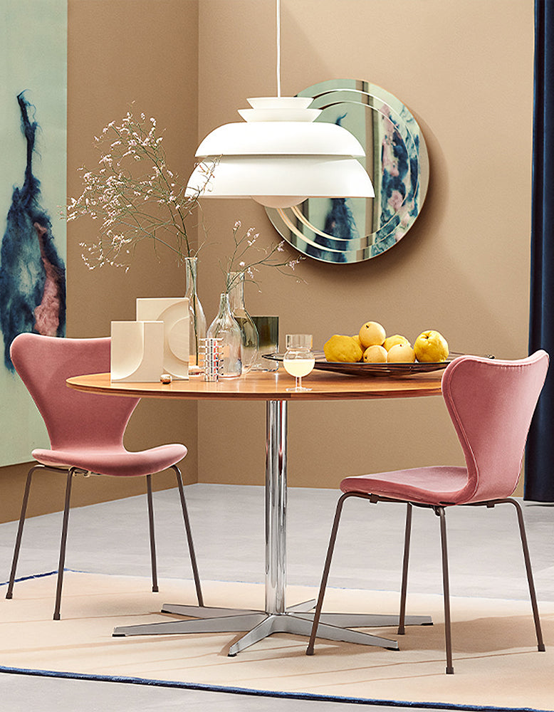 Fritz Hansen Series 7 Dining Chair by Arne Jacobsen